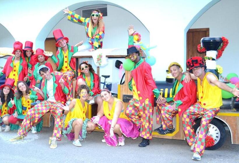 Villaggio Turistico La Mantinera