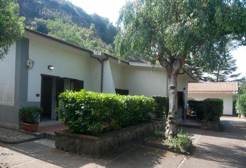 Villaggio Turistico La Mantinera