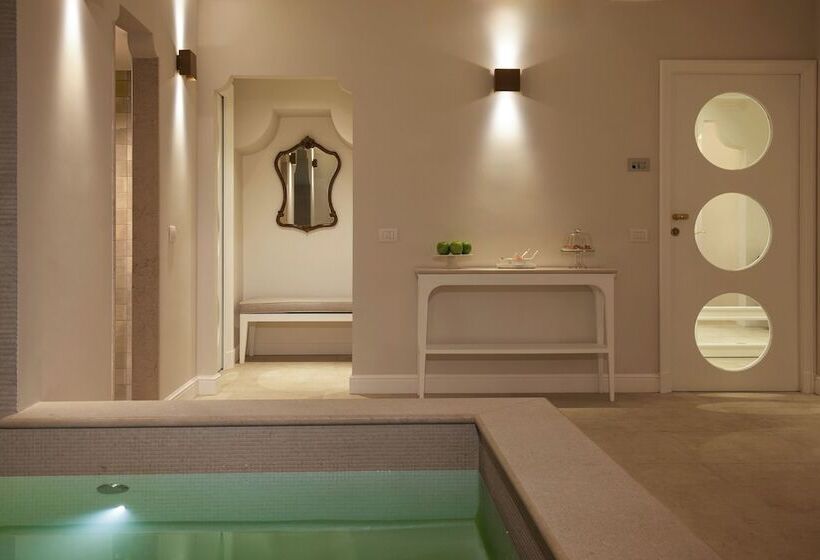 Grand Hotel De La Ville