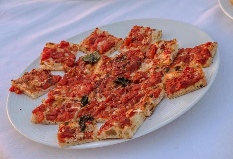 Grand Hotel Moon Valley