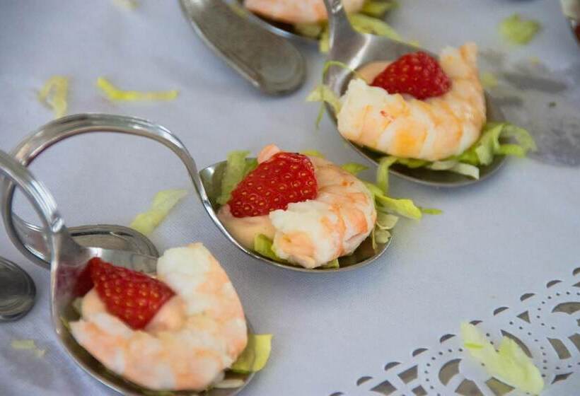 Grand Hotel Moon Valley