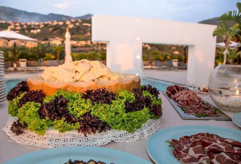 Grand Hotel Moon Valley