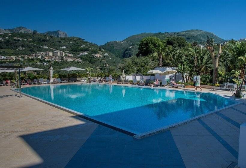 Grand Hotel Moon Valley