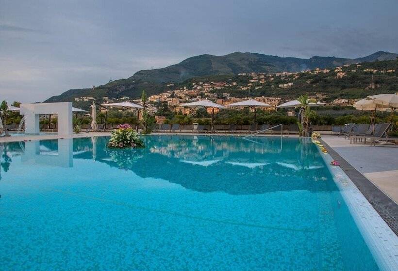 Grand Hotel Moon Valley