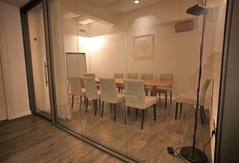 هتل Albergo Accademia