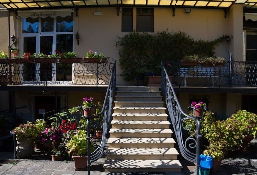 ホテル Albergo Amici