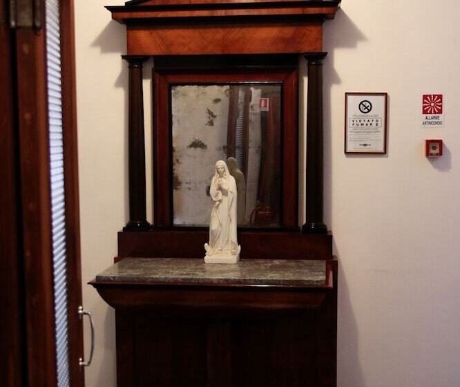 ホテル Albergo Amici