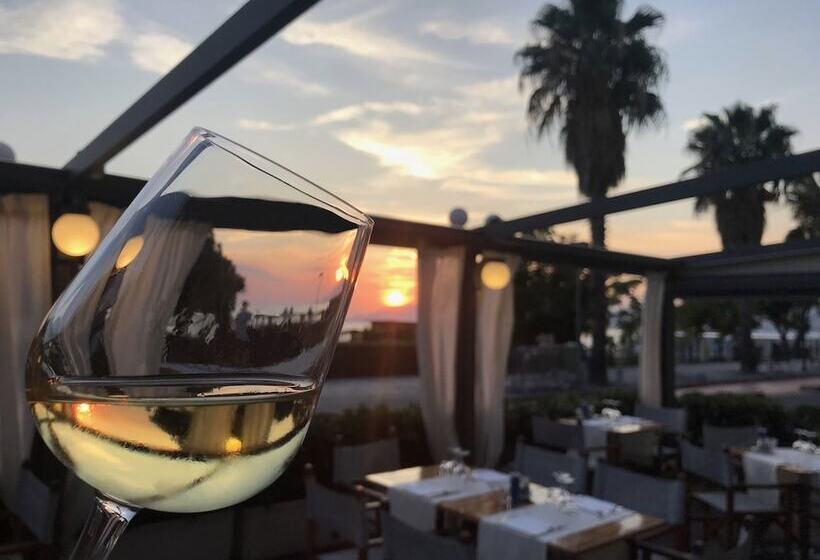 Отель Albergo Celeste