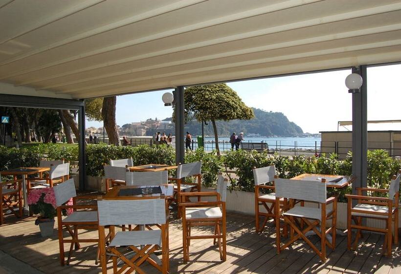 Отель Albergo Celeste