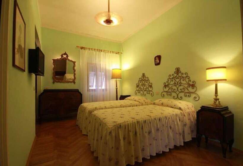 בית מלון כפרי Albergo La Felicina   Mugello