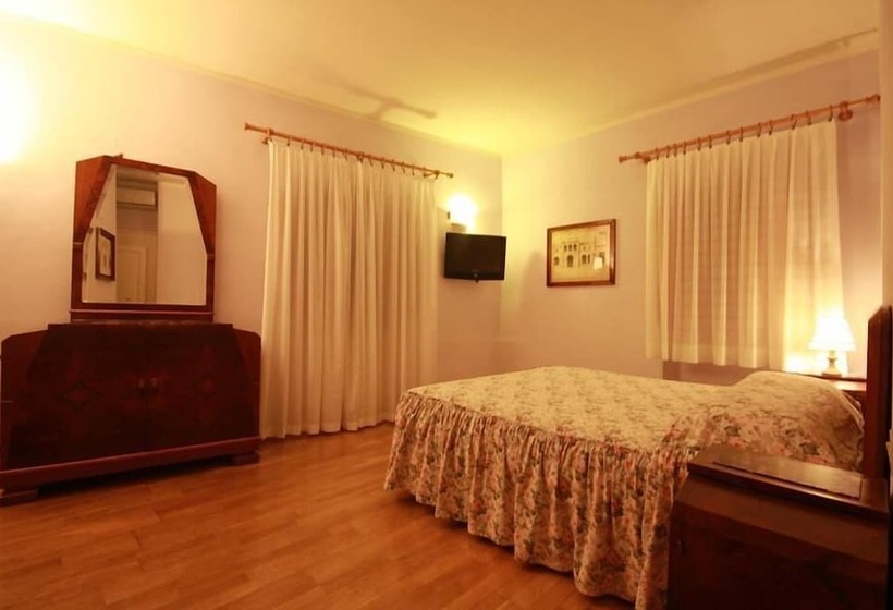 בית מלון כפרי Albergo La Felicina   Mugello