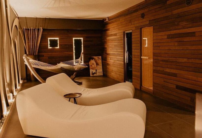 هتل Albergo Miramonti