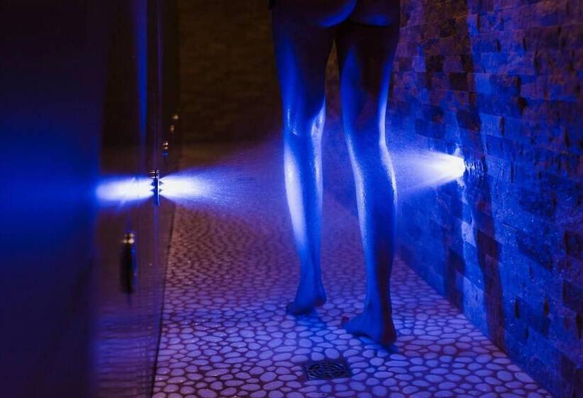 هتل Albergo Miramonti