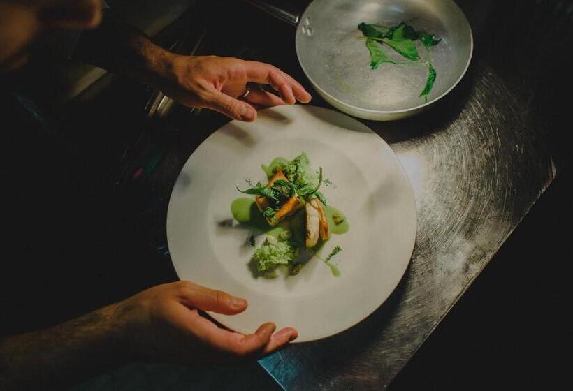 호텔 Albergo Nazionale