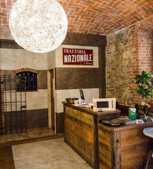 호텔 Albergo Nazionale