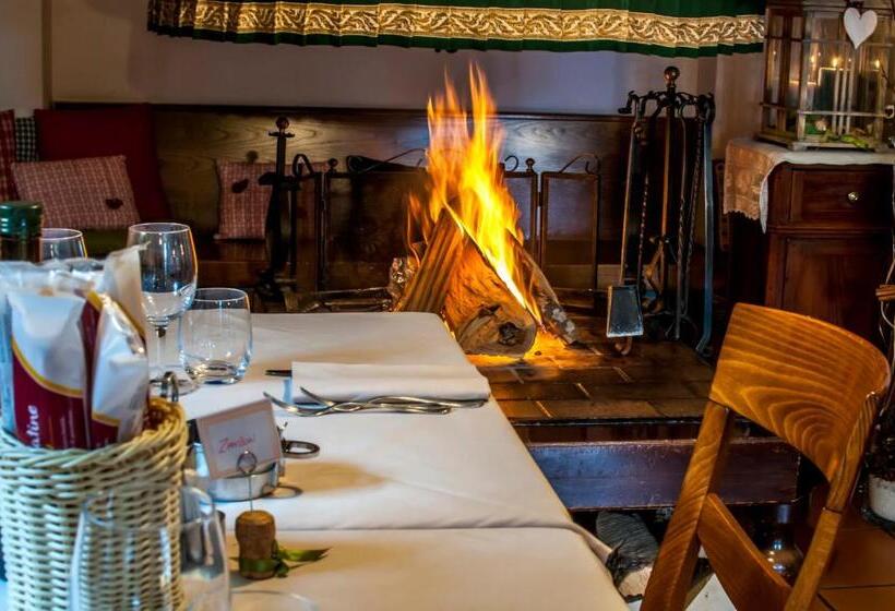 فندق Albergo Riglarhaus