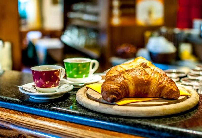 فندق Albergo Riglarhaus