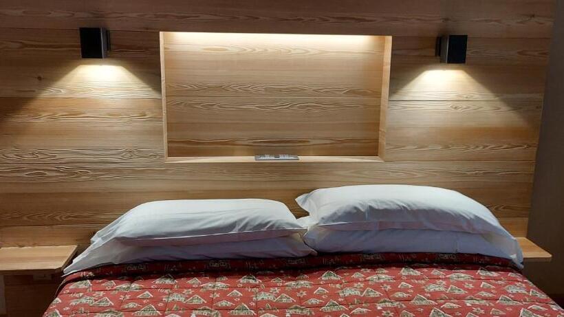 فندق Albergo Riglarhaus