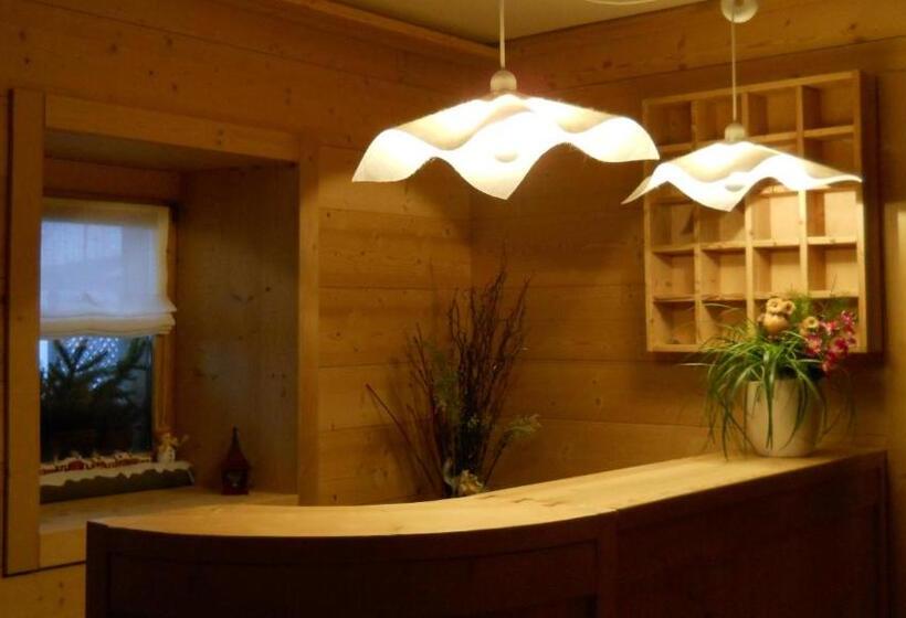 فندق Albergo Riglarhaus