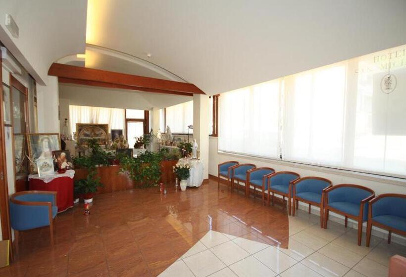 ホテル Albergo San Michele