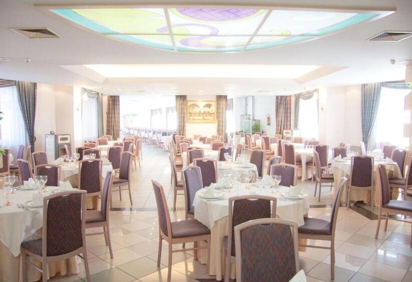 ホテル Albergo San Michele