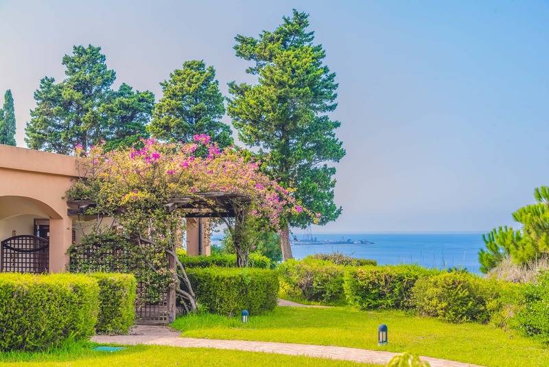 Отель Reggio Calabria Altafiumara Resort & Spa