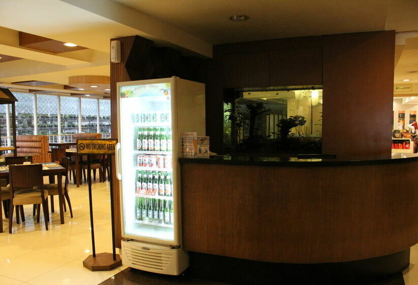 호텔 Anggrek Shopping