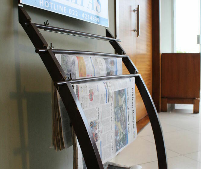 호텔 Anggrek Shopping