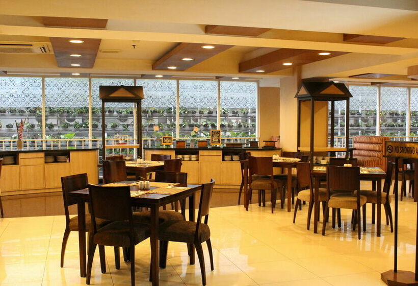 호텔 Anggrek Shopping