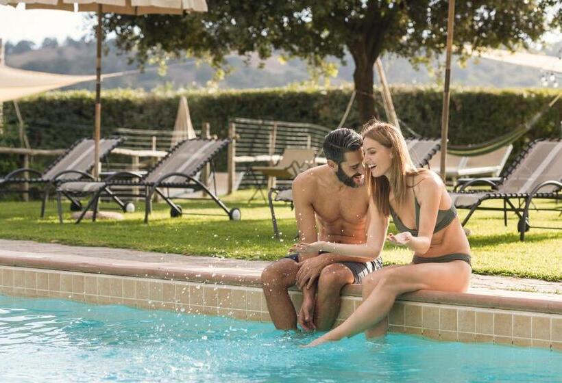 فندق Antico Casale Di Scansano Resort