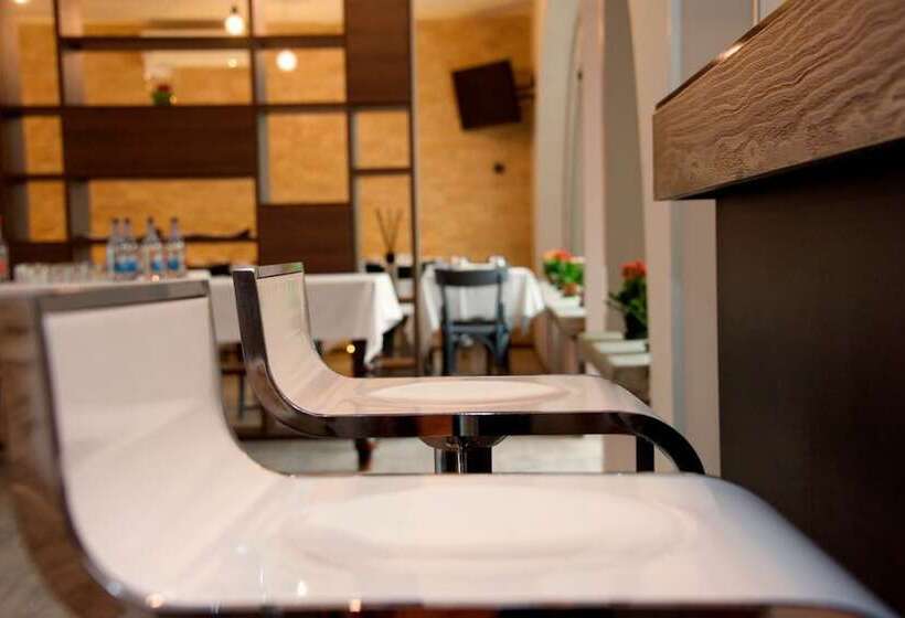 호텔 & Apartments  Perpoin