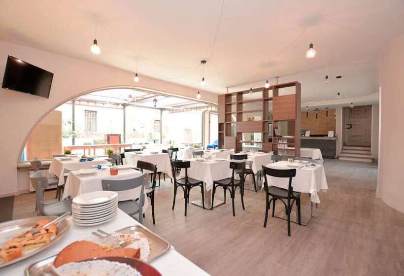 호텔 & Apartments  Perpoin