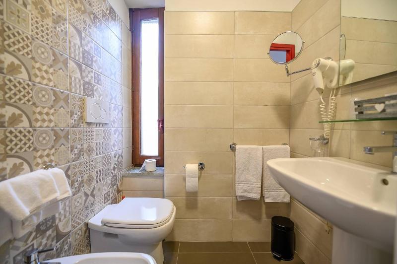 호텔 & Apartments  Perpoin