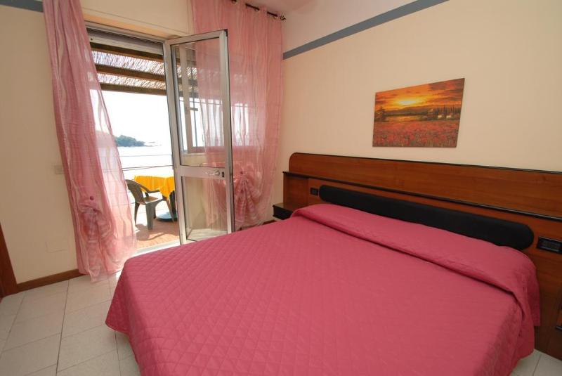 Отель Baia Del Sorriso