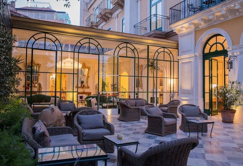 בית מלון כפרי Bellevue Syrene