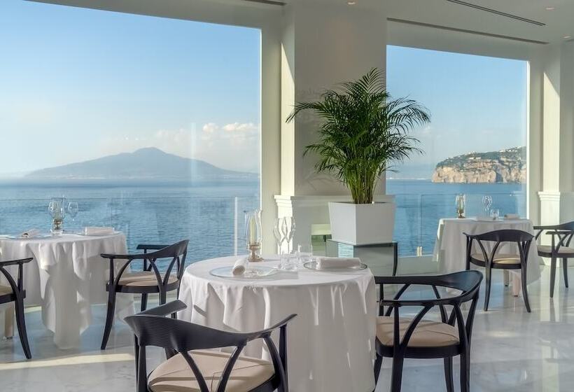 בית מלון כפרי Bellevue Syrene