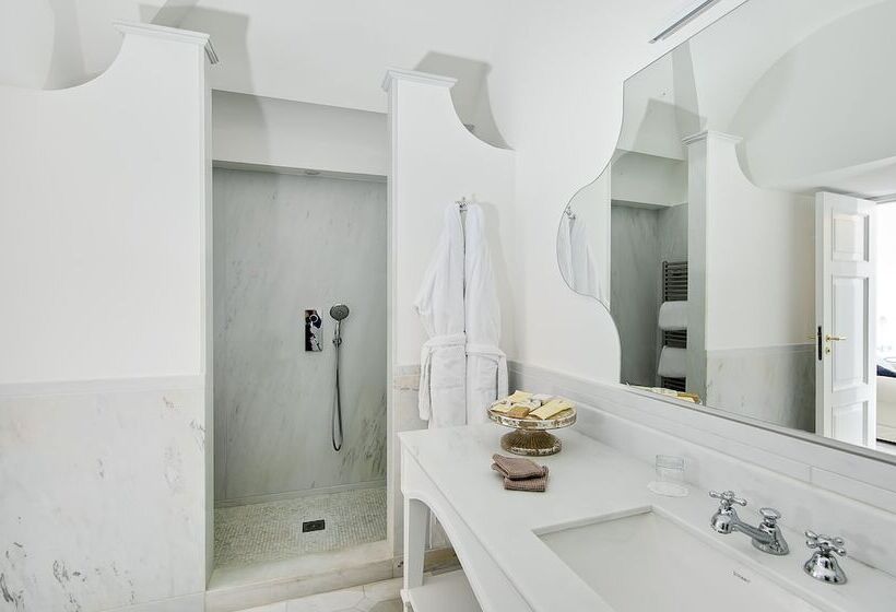 בית מלון כפרי Bellevue Syrene