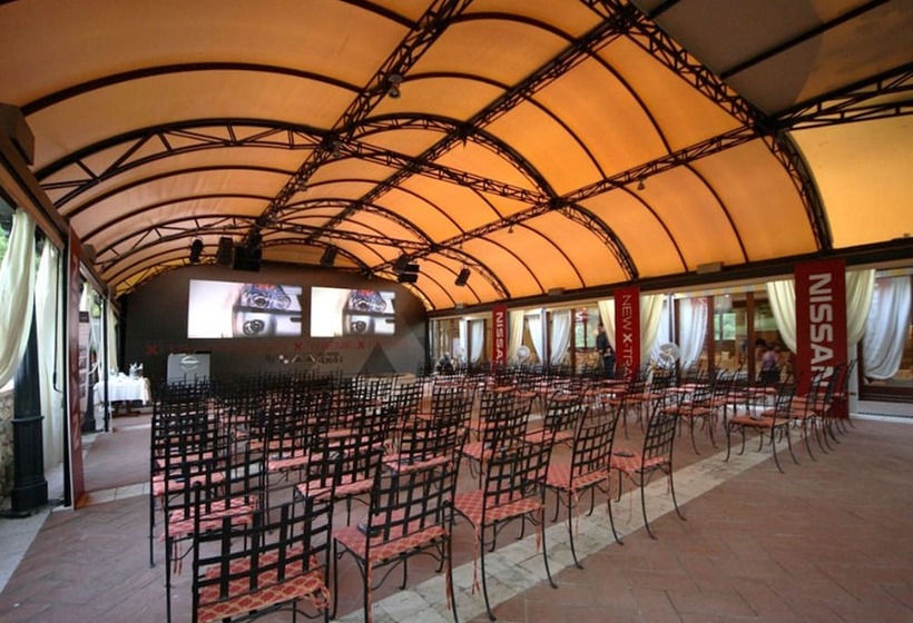 Отель Borgo San Luigi