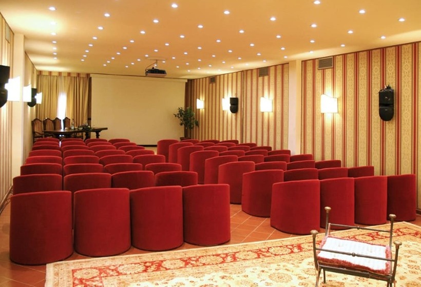 Отель Borgo San Luigi