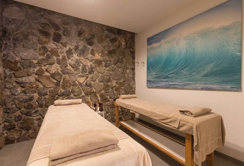 호텔 Central Wellness