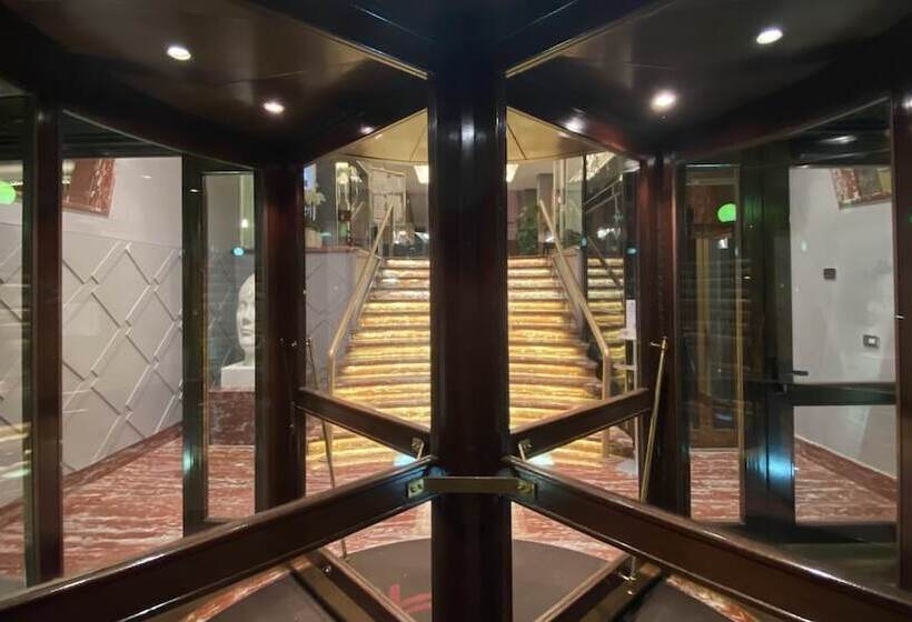 ホテル Continental