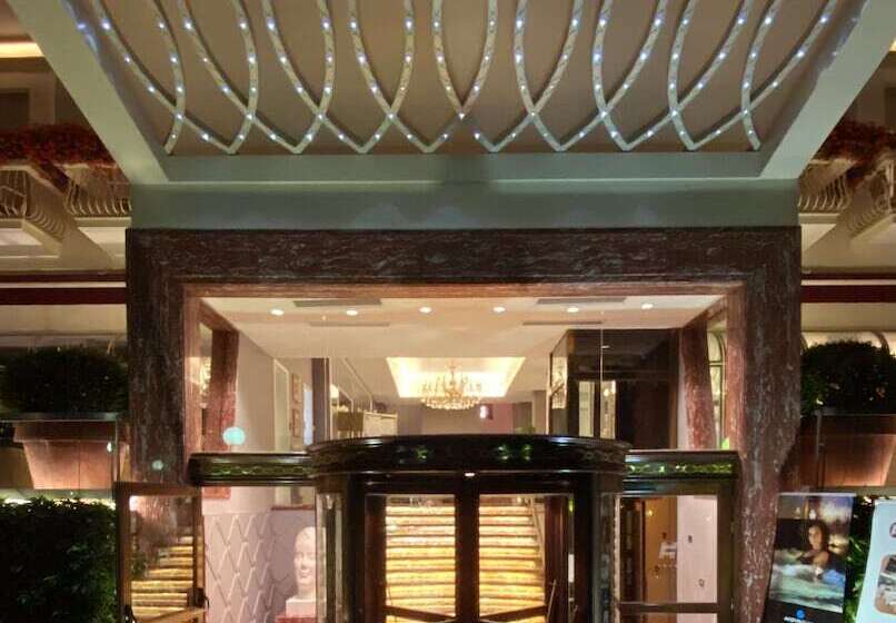 ホテル Continental