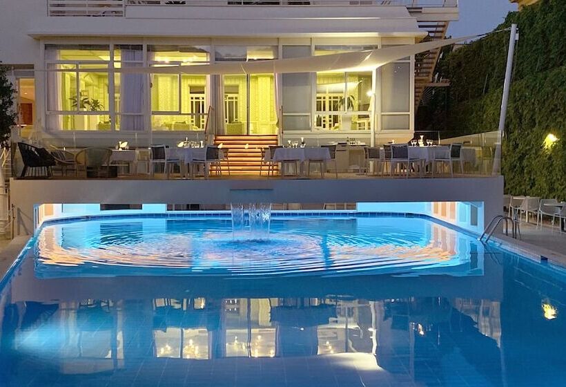 ホテル Continental