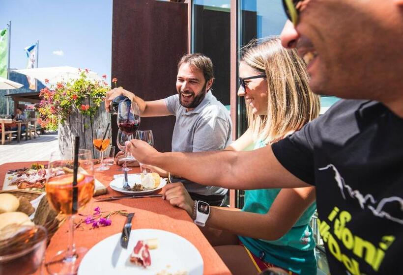 ホテル Costabella