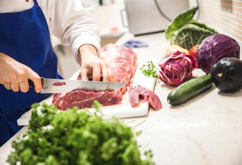 ホテル Costabella