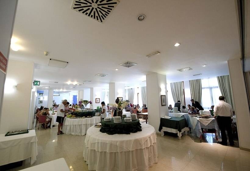 فندق Degli Aranci