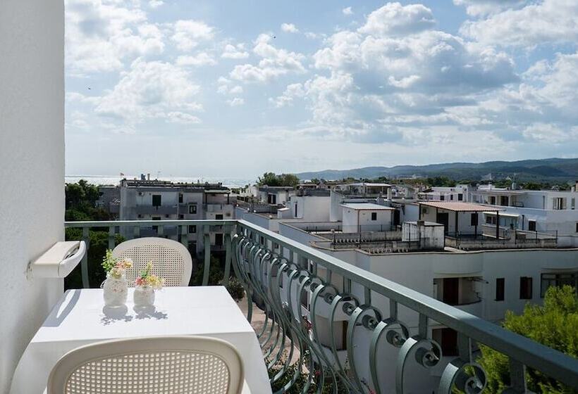 فندق Degli Aranci