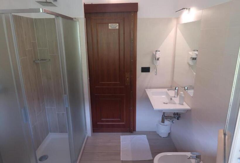 בית מלון כפרי Garni Del Lago