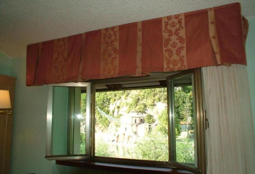 בית מלון כפרי Garni Del Lago