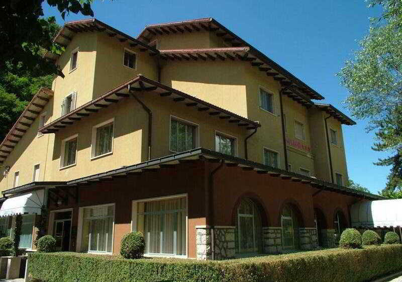 בית מלון כפרי Garni Del Lago